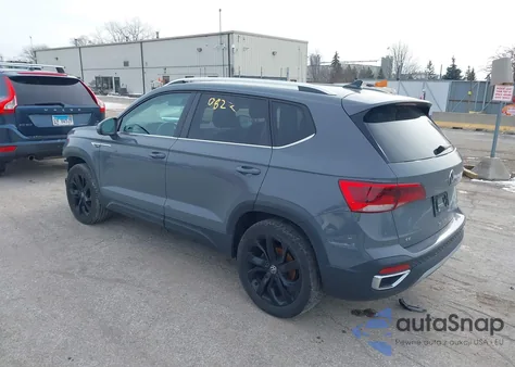 2022 Volkswagen Taos 1.5T Se из США, поврежденный, VIN 3VVLX7B21NM027035